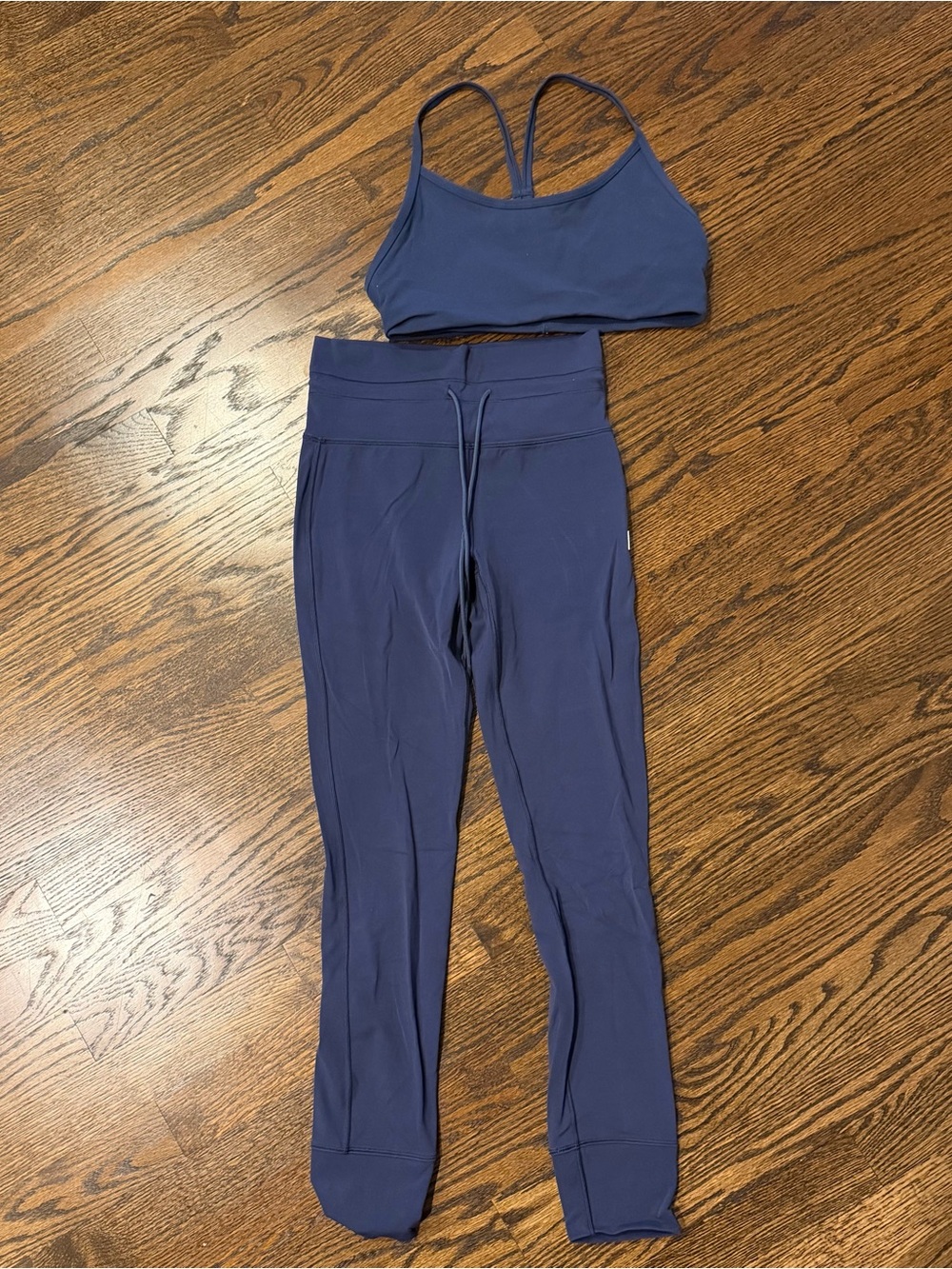 Vuori Daily Legging and AllTheFeels Sports Bra - Size Small - Purple